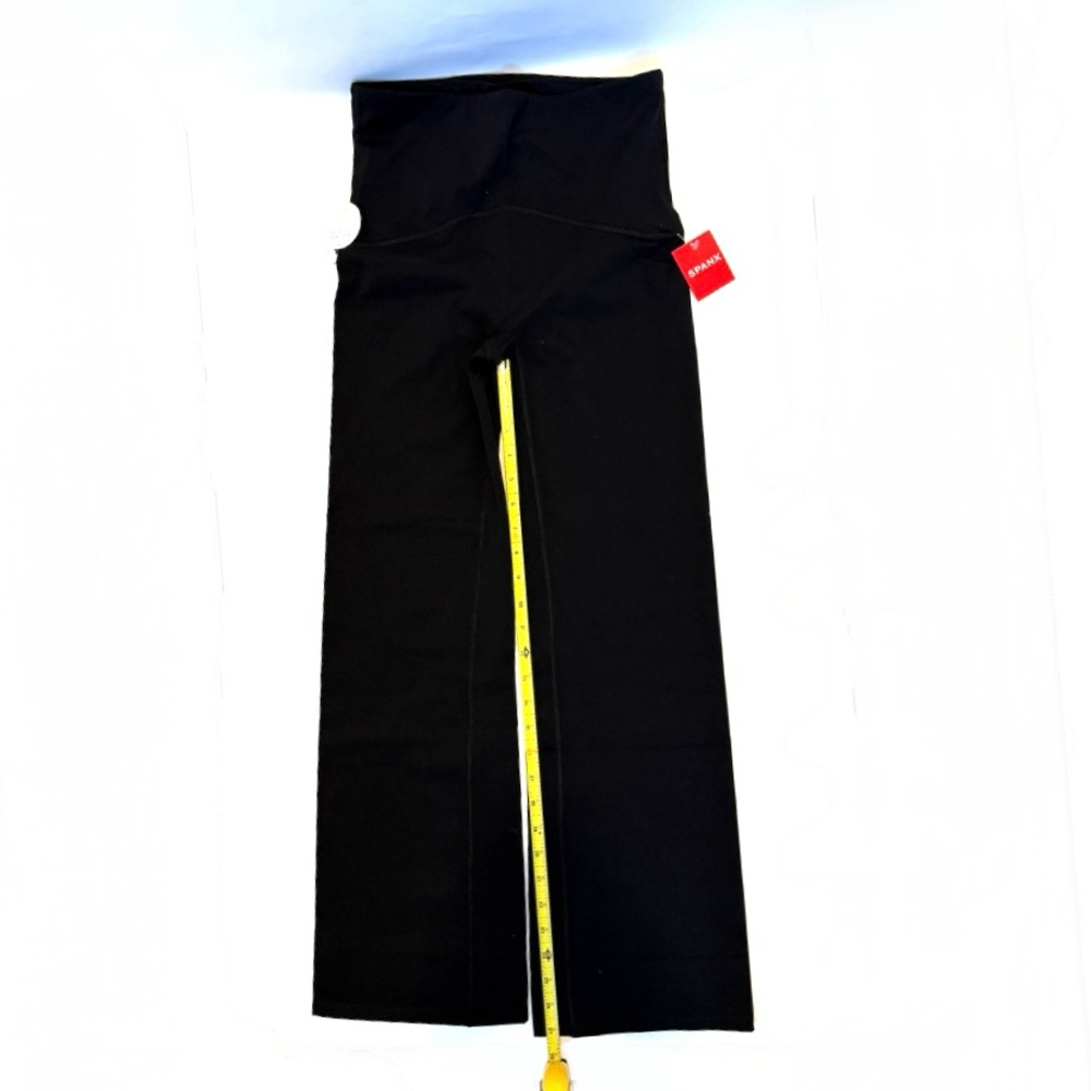 NWT SPANX Black Booty Boost Active Ankle Flare Pant